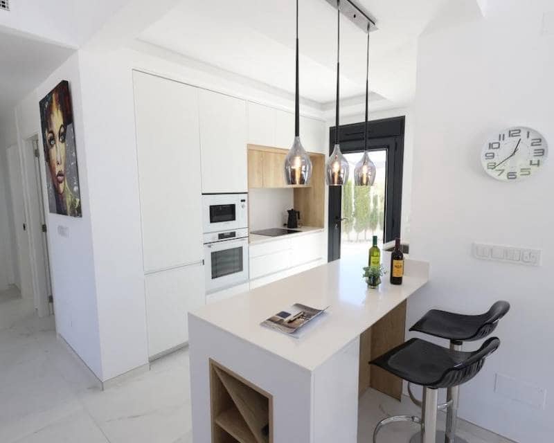 3 soveværelse Villa til salg i La Marquesa med swimmingpool garage - € 699.000 (Ref: 9860877)
