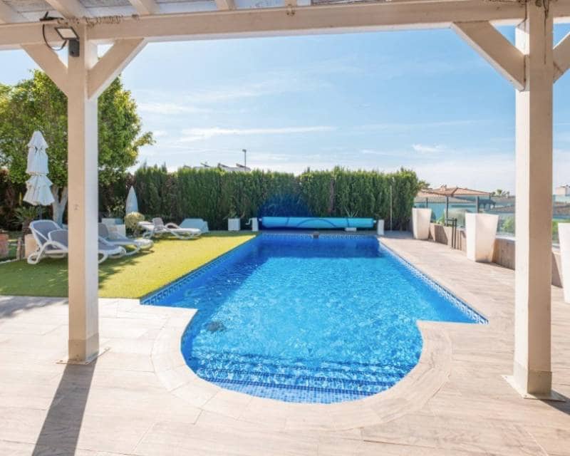 3 sypialnia Willa na sprzedaż w San Fulgencio z basenem garażem - 495 000 € (Ref: 9863456)