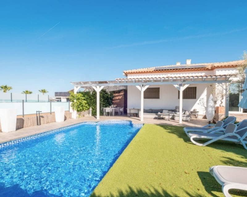 3 sypialnia Willa na sprzedaż w San Fulgencio z basenem garażem - 495 000 € (Ref: 9863456)