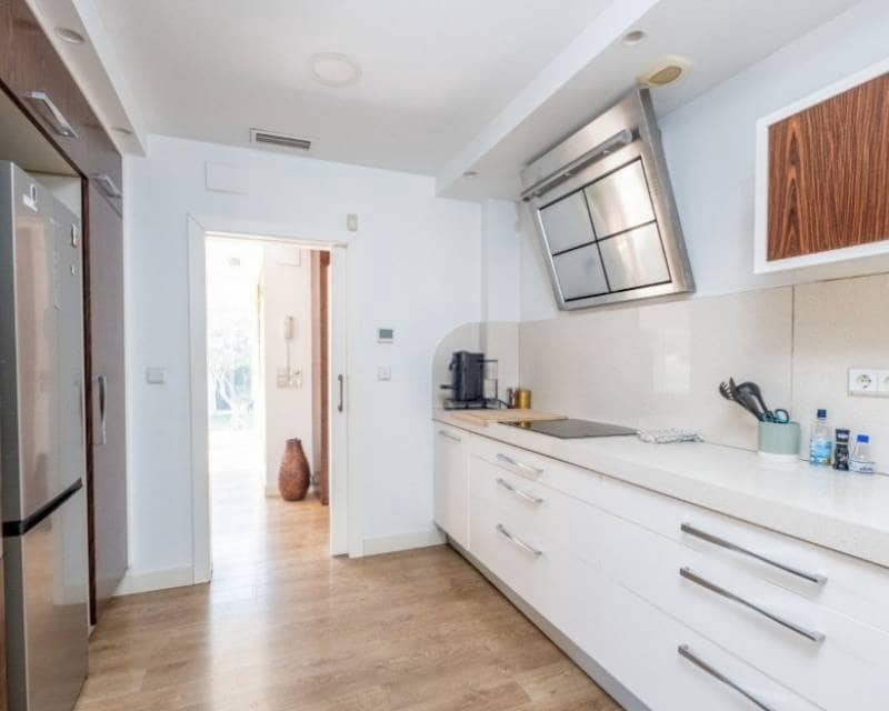 3 sypialnia Willa na sprzedaż w San Fulgencio z basenem garażem - 495 000 € (Ref: 9863456)