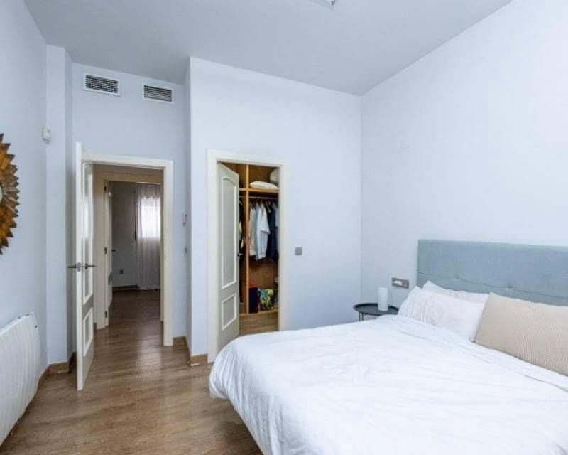 3 sypialnia Willa na sprzedaż w San Fulgencio z basenem garażem - 495 000 € (Ref: 9863456)