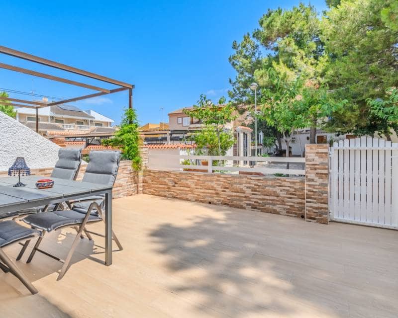 3 sypialnia Dom szeregowy na sprzedaż w Los Narejos z garażem - 298 000 € (Ref: 9863458)