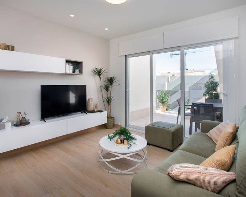 2 slaapkamer Penthouse te koop in El Raso met zwembad - € 325.000 (Ref: 9865569)