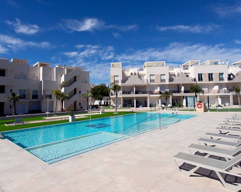 2 slaapkamer Penthouse te koop in El Raso met zwembad - € 325.000 (Ref: 9865569)