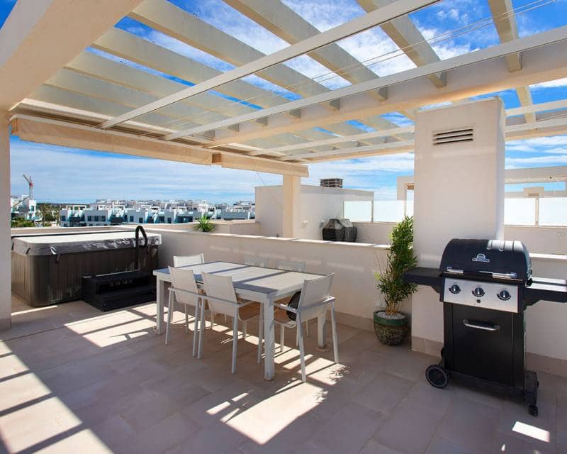 2 slaapkamer Penthouse te koop in El Raso met zwembad - € 325.000 (Ref: 9865569)