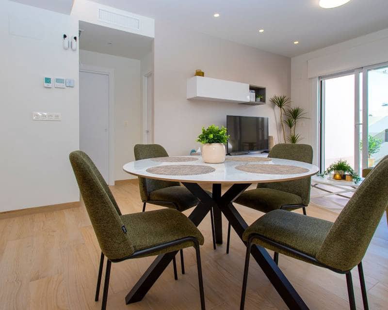 2 slaapkamer Penthouse te koop in El Raso met zwembad - € 325.000 (Ref: 9865569)