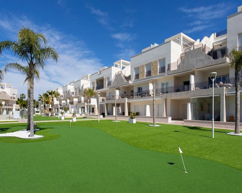 2 slaapkamer Penthouse te koop in El Raso met zwembad - € 325.000 (Ref: 9865569)