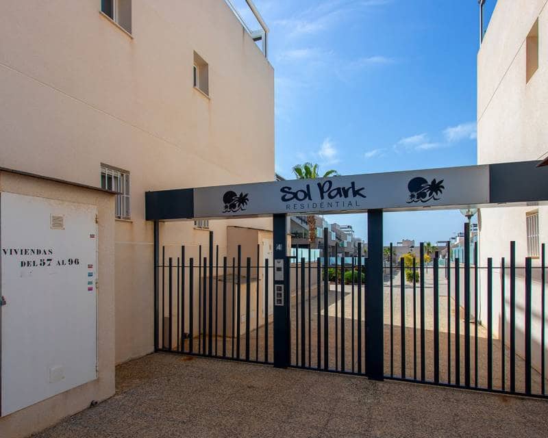 3 sovrum Hus till salu i Aguas Nuevas med pool garage - 299 000 € (Ref: 9865962)