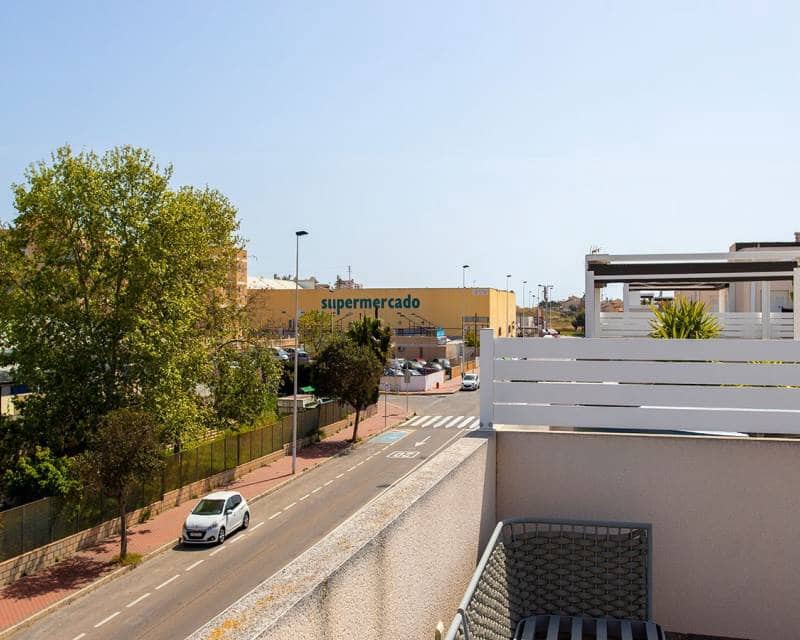 3 sovrum Hus till salu i Aguas Nuevas med pool garage - 299 000 € (Ref: 9865962)