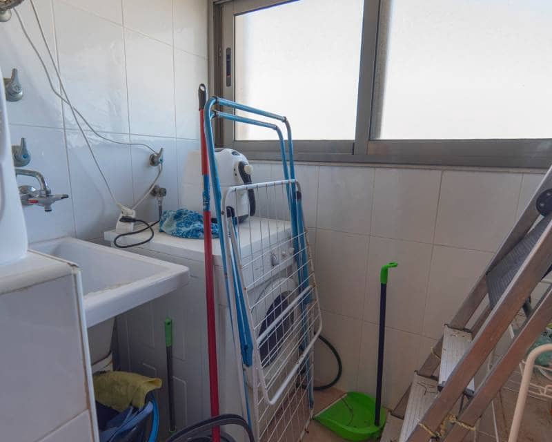 3 sypialnia Apartament na sprzedaż w Guardamar del Segura z basenem - 340 000 € (Ref: 9866110)