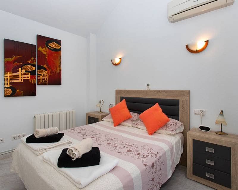2 slaapkamer Villa te koop in Benijofar met zwembad garage - € 259.900 (Ref: 9866111)