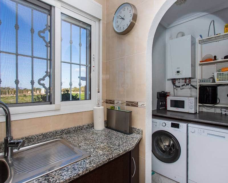 2 slaapkamer Villa te koop in Benijofar met zwembad garage - € 259.900 (Ref: 9866111)