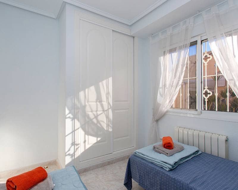 2 slaapkamer Villa te koop in Benijofar met zwembad garage - € 259.900 (Ref: 9866111)