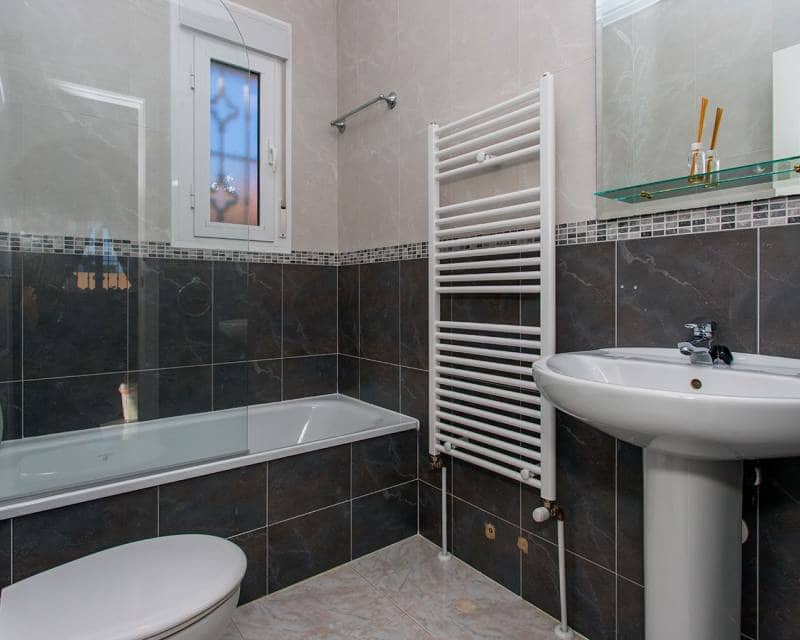 2 slaapkamer Villa te koop in Benijofar met zwembad garage - € 259.900 (Ref: 9866111)