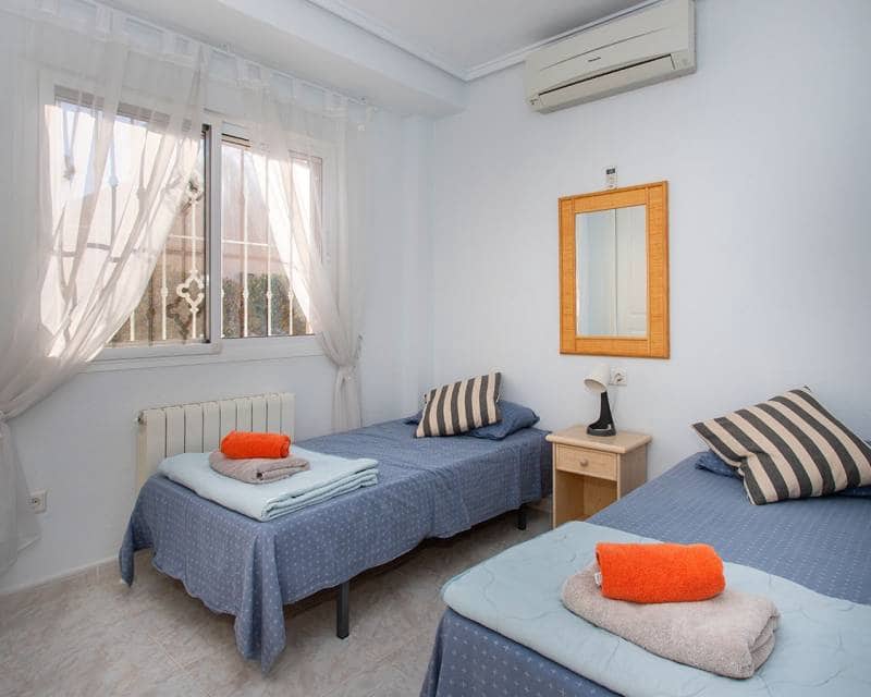 2 slaapkamer Villa te koop in Benijofar met zwembad garage - € 259.900 (Ref: 9866111)