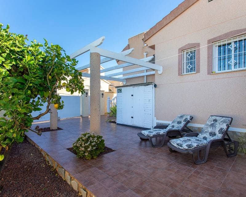 2 slaapkamer Villa te koop in Benijofar met zwembad garage - € 259.900 (Ref: 9866111)