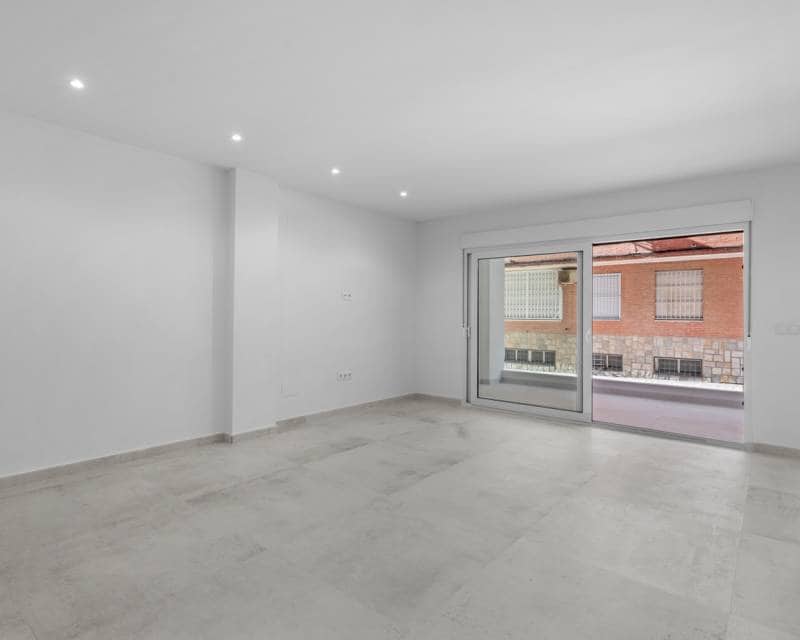 3 soverom Leilighet til salgs i Torrevieja - € 275 000 (Ref: 9875428)