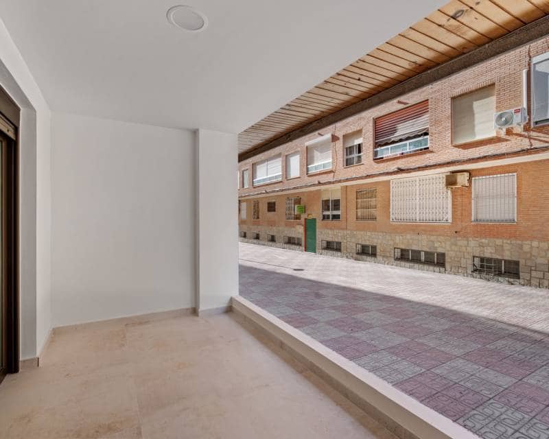 3 soverom Leilighet til salgs i Torrevieja - € 275 000 (Ref: 9875428)