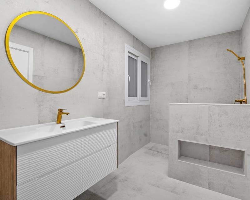 3 soverom Leilighet til salgs i Torrevieja - € 275 000 (Ref: 9875428)