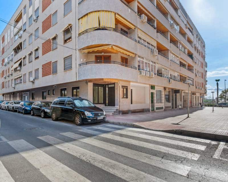 3 soverom Leilighet til salgs i Torrevieja - € 275 000 (Ref: 9875428)
