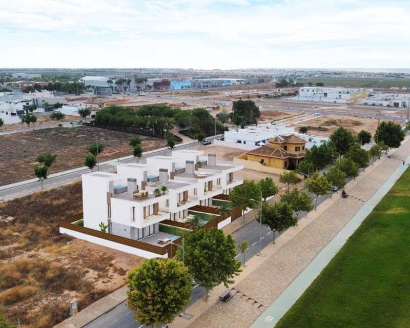 3 soveværelse Villa til salg i Pilar de la Horadada med swimmingpool garage - € 550.000 (Ref: 9879903)