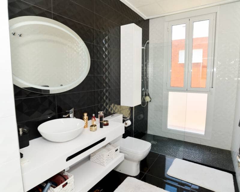 4 soveværelse Villa til salg i Gran Alacant - € 805.000 (Ref: 9882474)