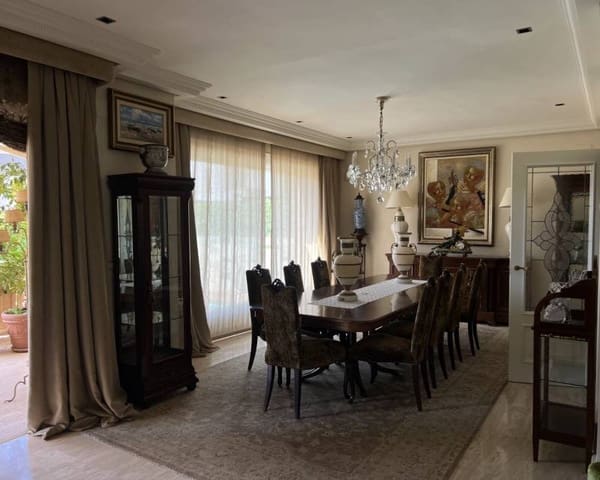 5 sypialnia Willa na sprzedaż w Cabo de las Huertas, Miasto Alicante / Alacant z basenem garażem - 2 450 000 € (Ref: 9882636)