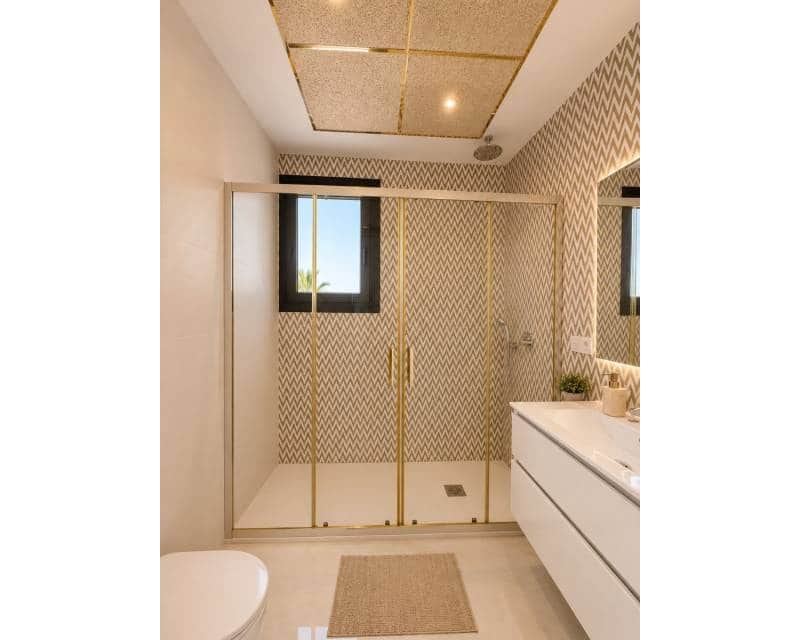 4 quarto Moradia para venda em Orihuela Costa com piscina garagem - 699 000 € (Ref: 9890699)