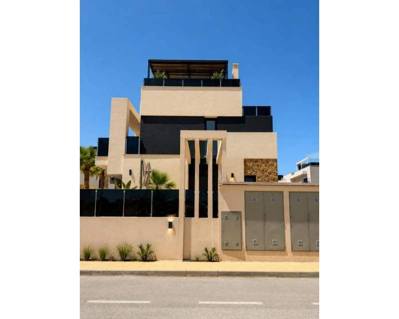 4 quarto Moradia para venda em Orihuela Costa com piscina garagem - 699 000 € (Ref: 9890699)