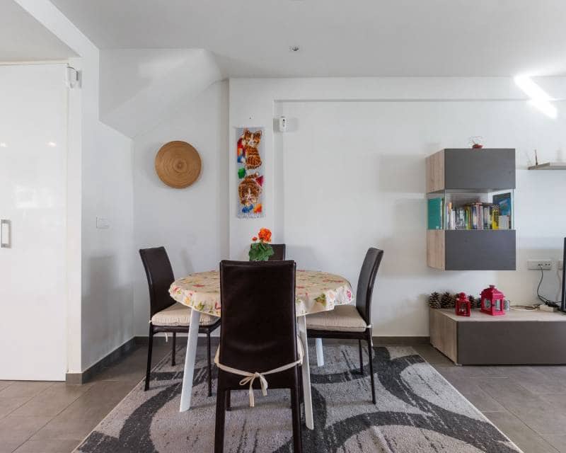 2 soveværelse Byhus til salg i Torrevieja med swimmingpool garage - € 265.000 (Ref: 9890994)