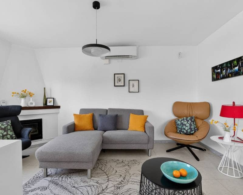 3 soveværelse Villa til salg i Torrevieja med garage - € 399.000 (Ref: 9891352)