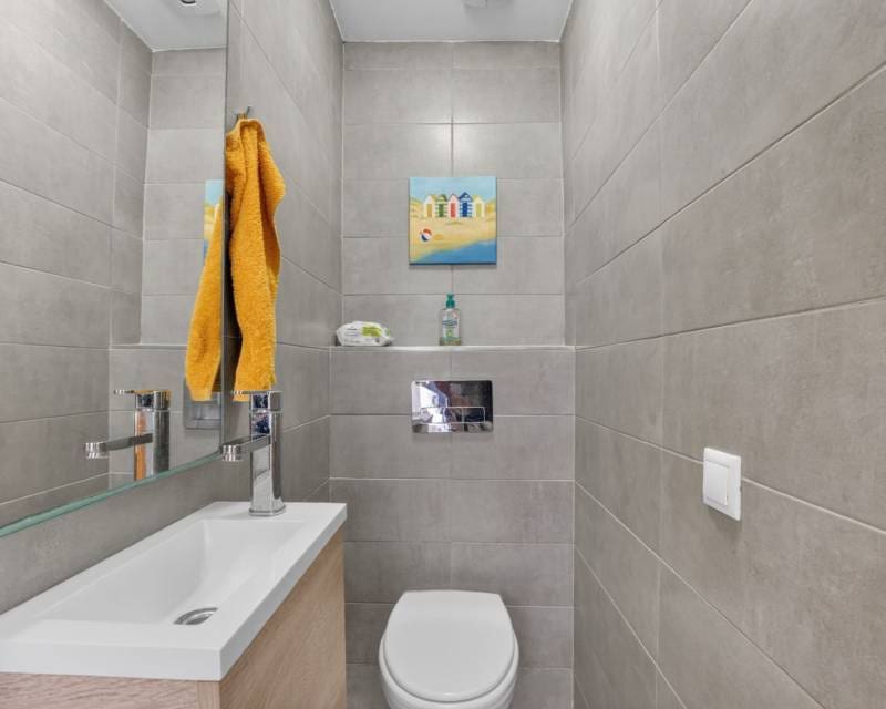 3 soveværelse Villa til salg i Torrevieja med garage - € 399.000 (Ref: 9891352)