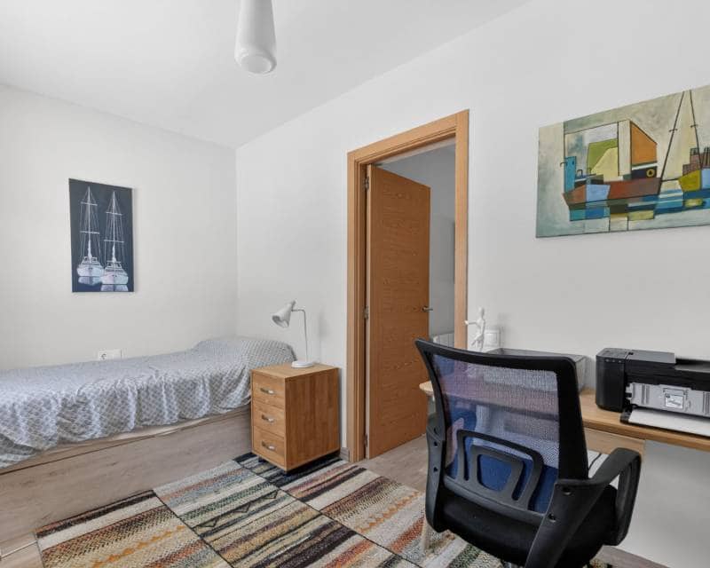 3 soveværelse Villa til salg i Torrevieja med garage - € 399.000 (Ref: 9891352)