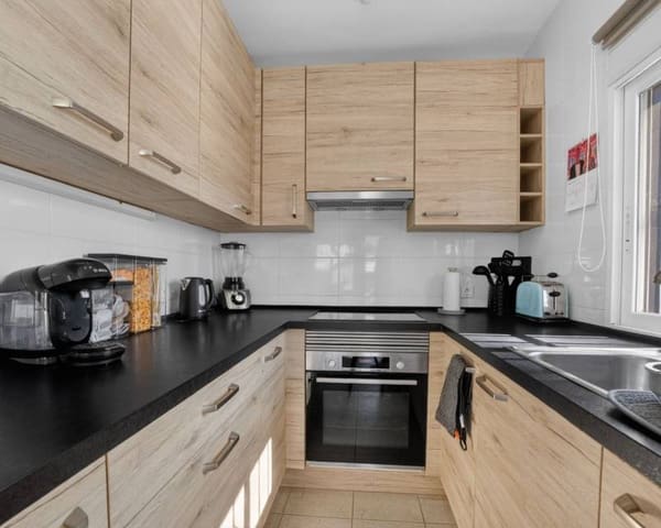 3 soveværelse Villa til salg i Nueva Torrevieja, Torrevieja med garage - € 399.000 (Ref: 9891352)
