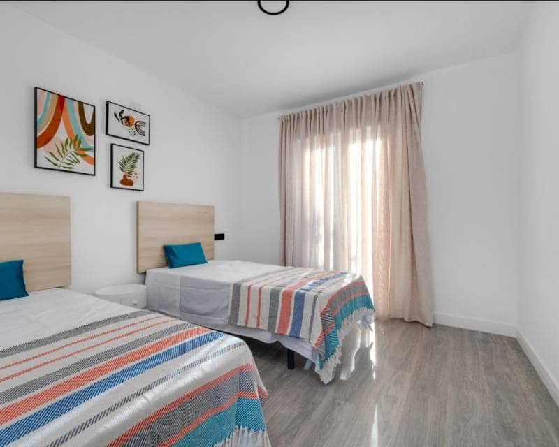 4 bedroom Villa for sale in El Chaparral with pool garage - € 400,000 (Ref: 9892749)