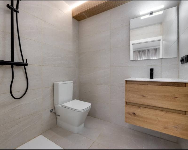 4 bedroom Villa for sale in El Chaparral with pool garage - € 400,000 (Ref: 9892749)