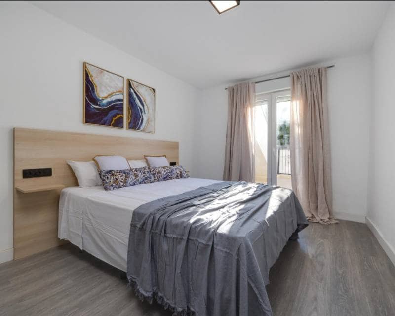 4 bedroom Villa for sale in El Chaparral with pool garage - € 400,000 (Ref: 9892749)