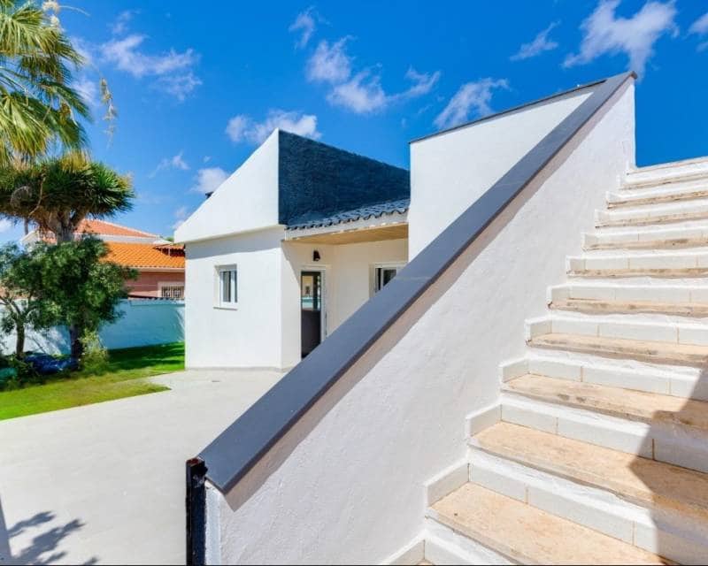 4 bedroom Villa for sale in El Chaparral with pool garage - € 400,000 (Ref: 9892749)