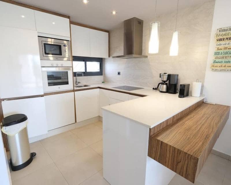 Casa de 2 habitaciones en El Raso en venta con piscina garaje - 255.000 € (Ref: 9893001)