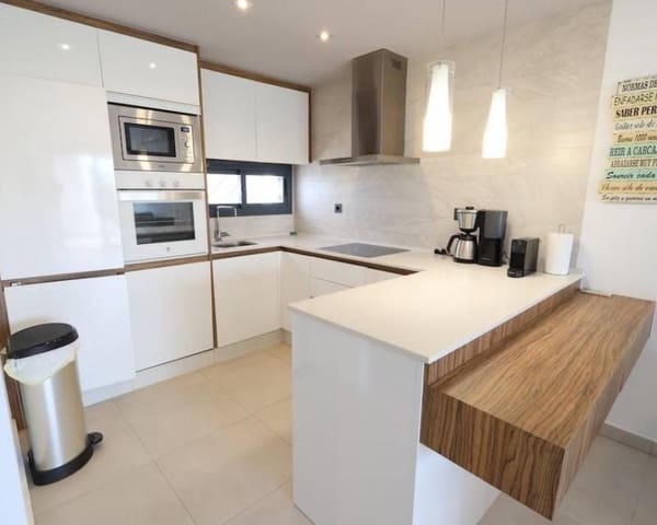 Casa de 2 habitaciones en El Raso, Guardamar del Segura en venta con piscina garaje - 255.000 € (Ref: 9893001)