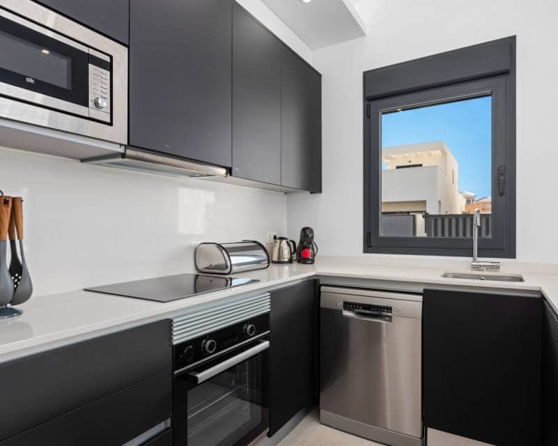 3 soverom Villa til salgs i San Fulgencio med svømmebasseng garasje - € 430 000 (Ref: 9893101)
