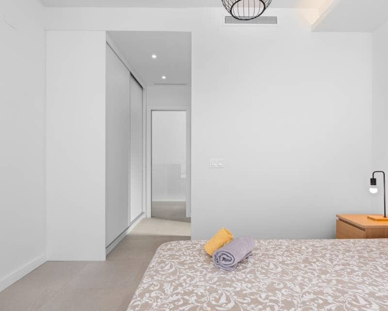 3 soverom Villa til salgs i San Fulgencio med svømmebasseng garasje - € 430 000 (Ref: 9893101)