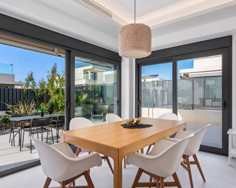 3 soverom Villa til salgs i San Fulgencio med svømmebasseng garasje - € 430 000 (Ref: 9893101)