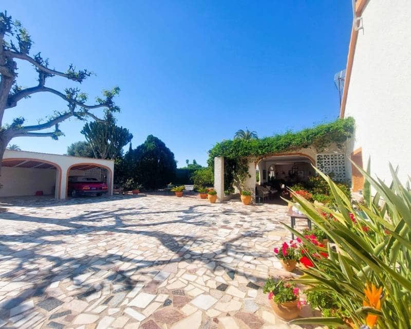 5 soverom Finca/Herregård til salgs i La Marina del Pinet med garasje - € 570 000 (Ref: 9893103)