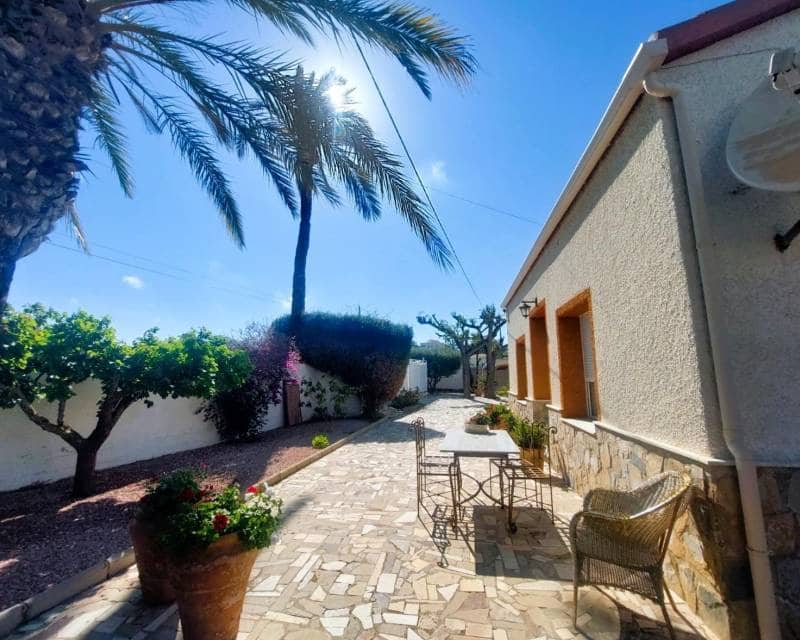5 soverom Finca/Herregård til salgs i La Marina del Pinet med garasje - € 570 000 (Ref: 9893103)