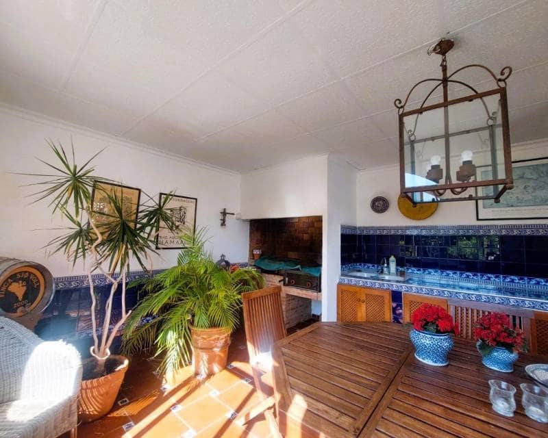 5 soverom Finca/Herregård til salgs i La Marina del Pinet med garasje - € 570 000 (Ref: 9893103)
