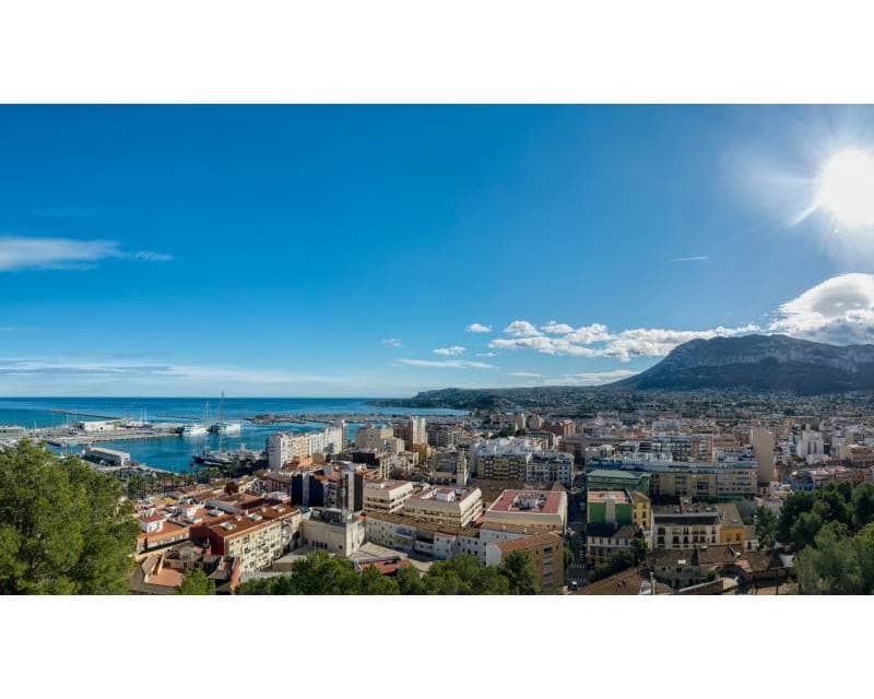 2 soveværelse Lejlighed til salg i Denia med swimmingpool - € 325.000 (Ref: 9893266)