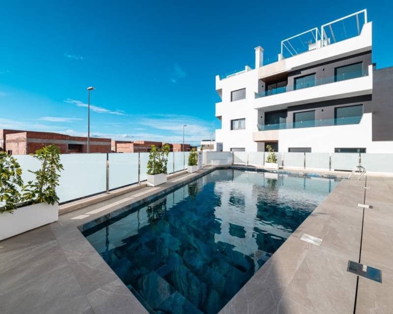 2 makuuhuone Kattohuoneisto myytävänä paikassa Benijofar mukana uima-altaan - 359 000 € (Ref: 9895193)