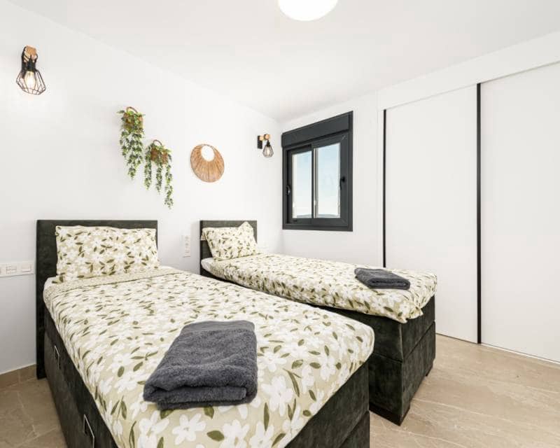 2 makuuhuone Kattohuoneisto myytävänä paikassa Benijofar mukana uima-altaan - 359 000 € (Ref: 9895193)