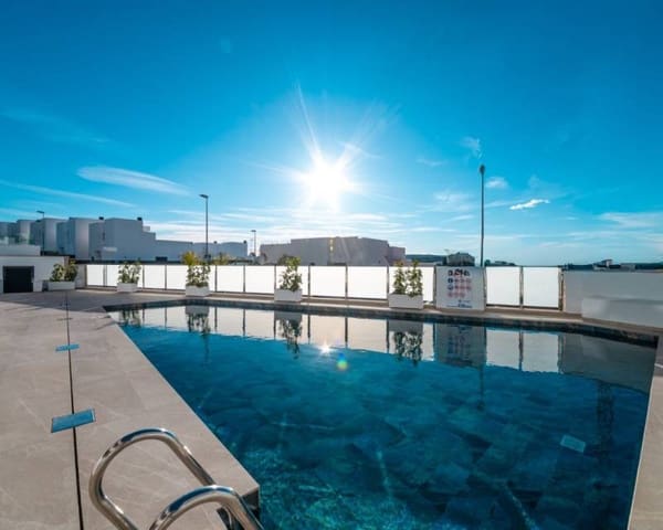 Ático de 2 habitaciones en Benijófar en venta con piscina - 359.000 € (Ref: 9895193)